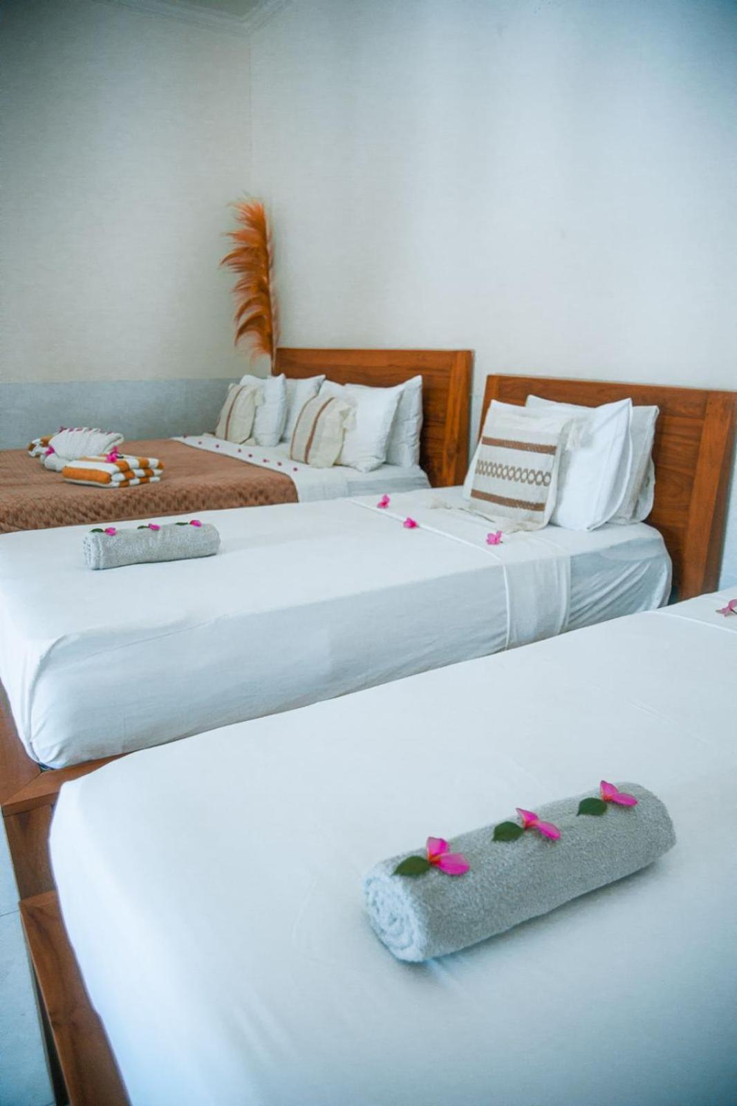 Hakuna Matata Resort Gili Air Exterior photo